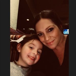 Meet your Posher, Christy